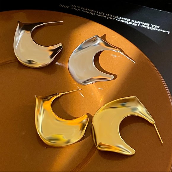 Fashion Irregular Metal Wave Earrings Gold and Silver - Picture 6 of 11